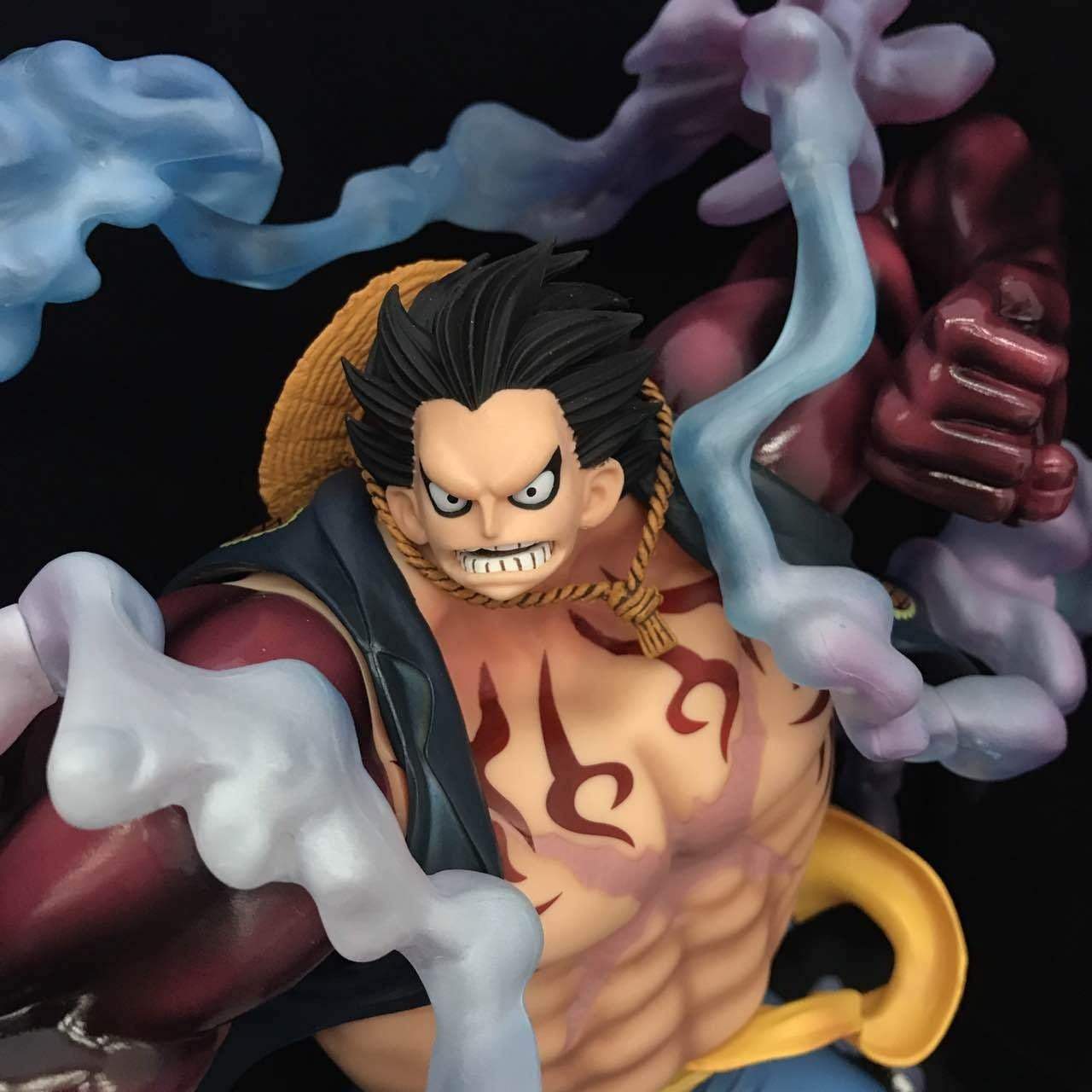 Figurine Luffy<br> Gomu Gomu No King Kong Royaume Figurine