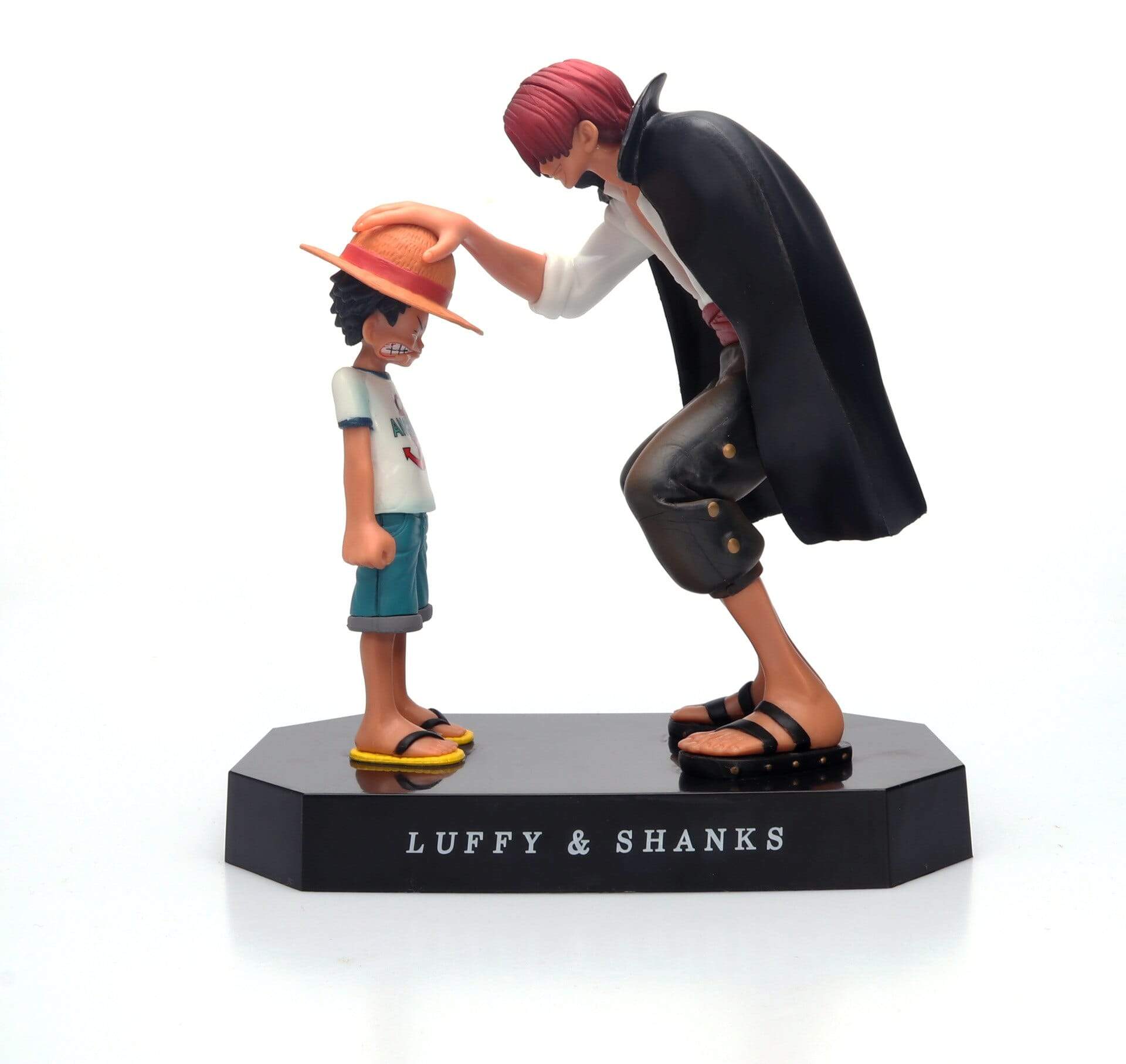 Figurine Luffy et Shanks Royaume Figurine