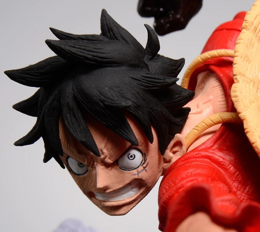 Figurine Luffy Jet Pistolet Royaume Figurine