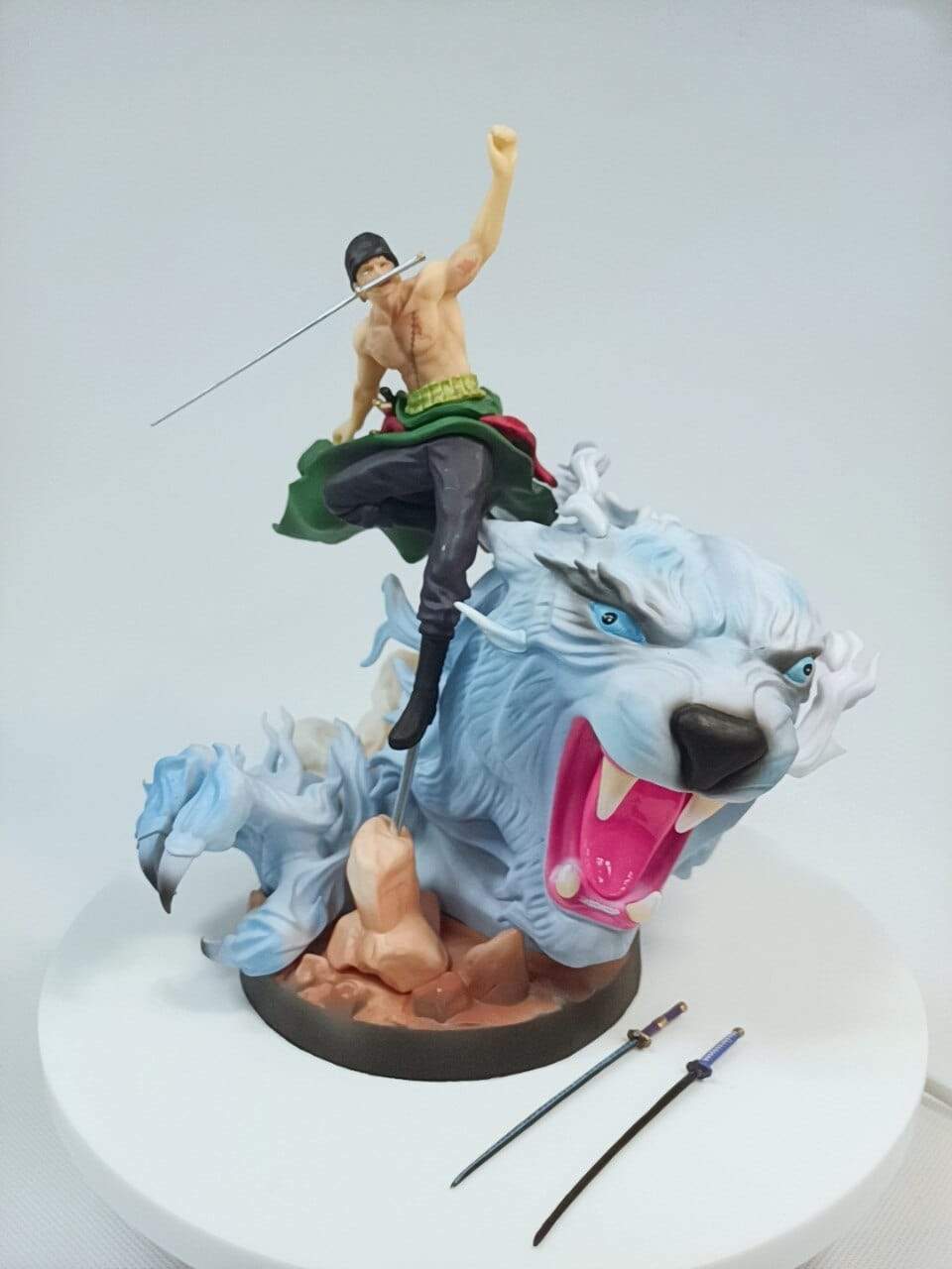 Figurine One Piece Zoro Tigre Royaume Figurine